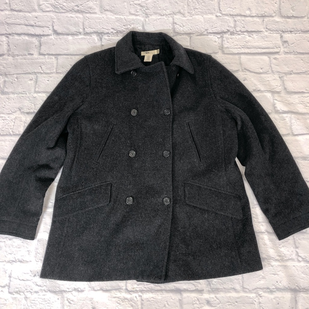 J Crew Wool Pea Coat Jacket Medium Gray Size Medium Double buttons pockets.
